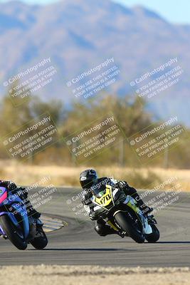 media/Jan-10-2025-CVMA Friday Practice (Fri) [[489e0da257]]/Group 4 and Trackday/Session 5 (Turn 7)/